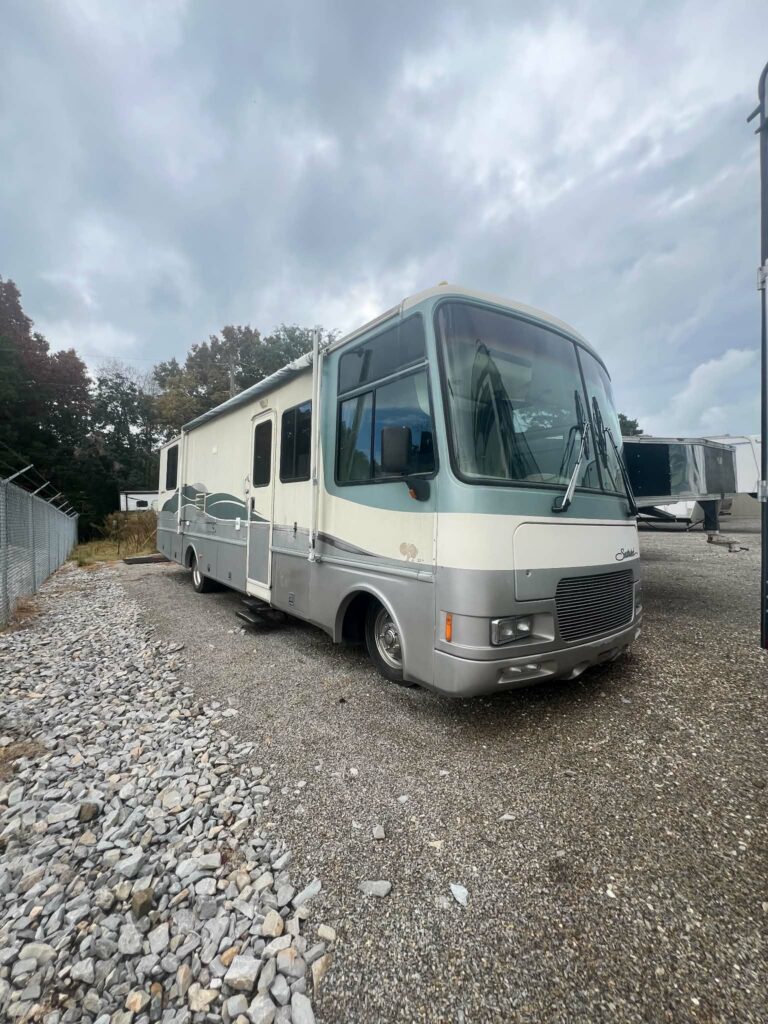 1997 SOUTHWIND MOTORHOME CLASS A