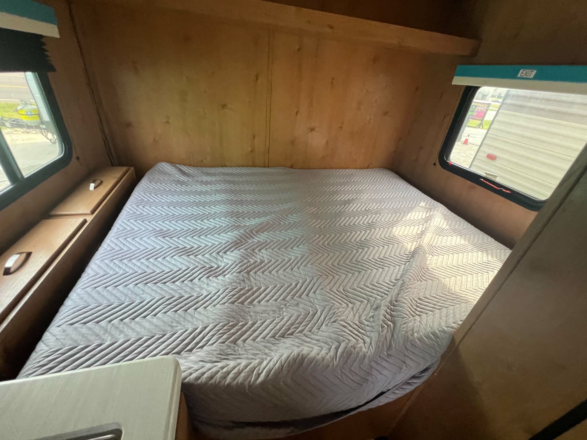 2022 Riverside RV Retro 165 - Image 3