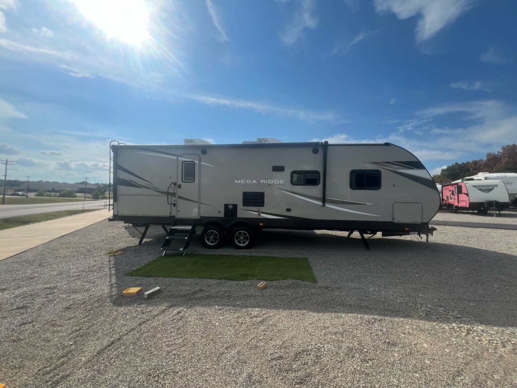 2022 Highland Ridge Mesa Ridge S-Lite 281BH