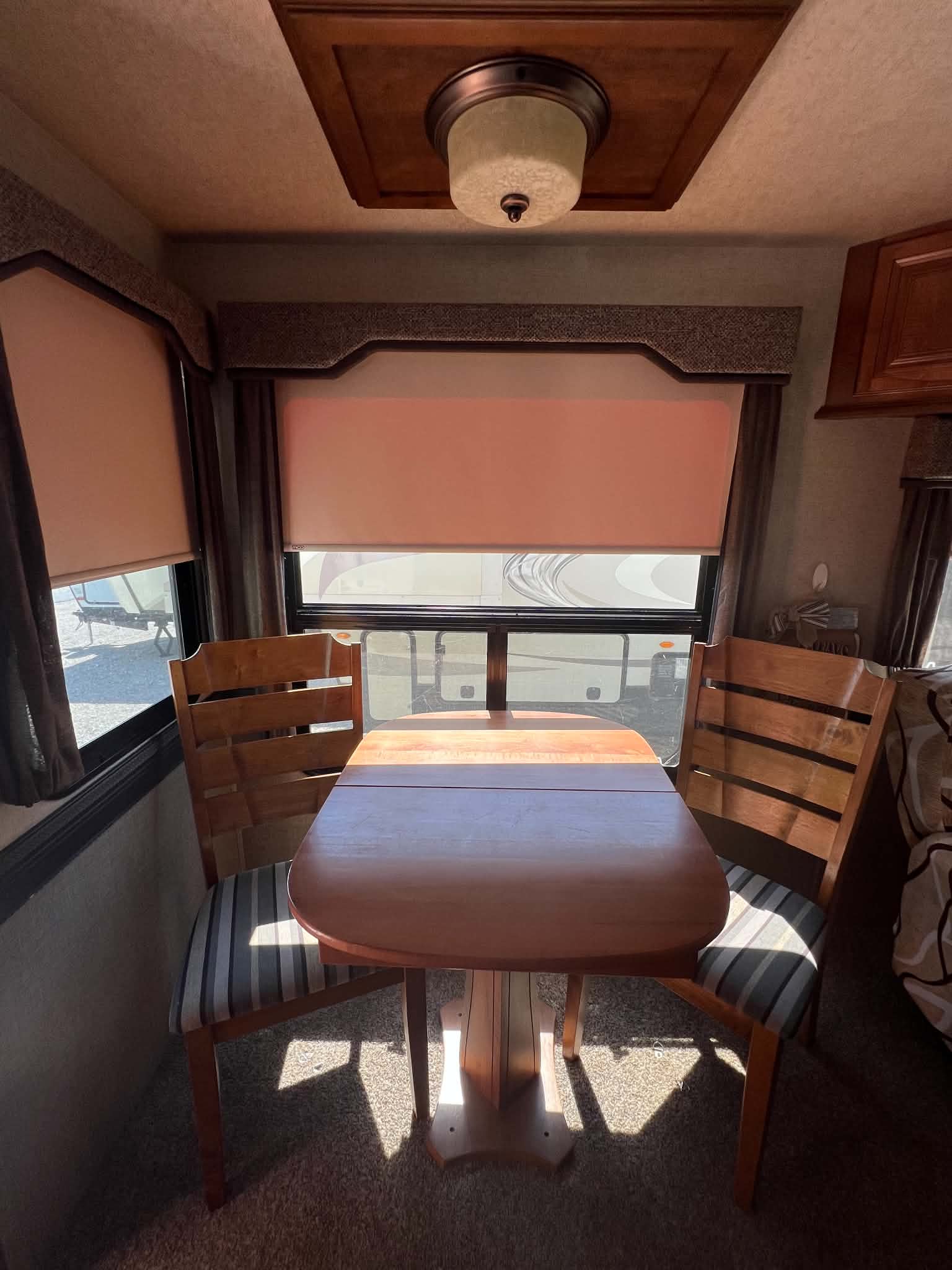 2018 Big Country 5th Wheel Model 3850MB VIN 5995 - Image 11