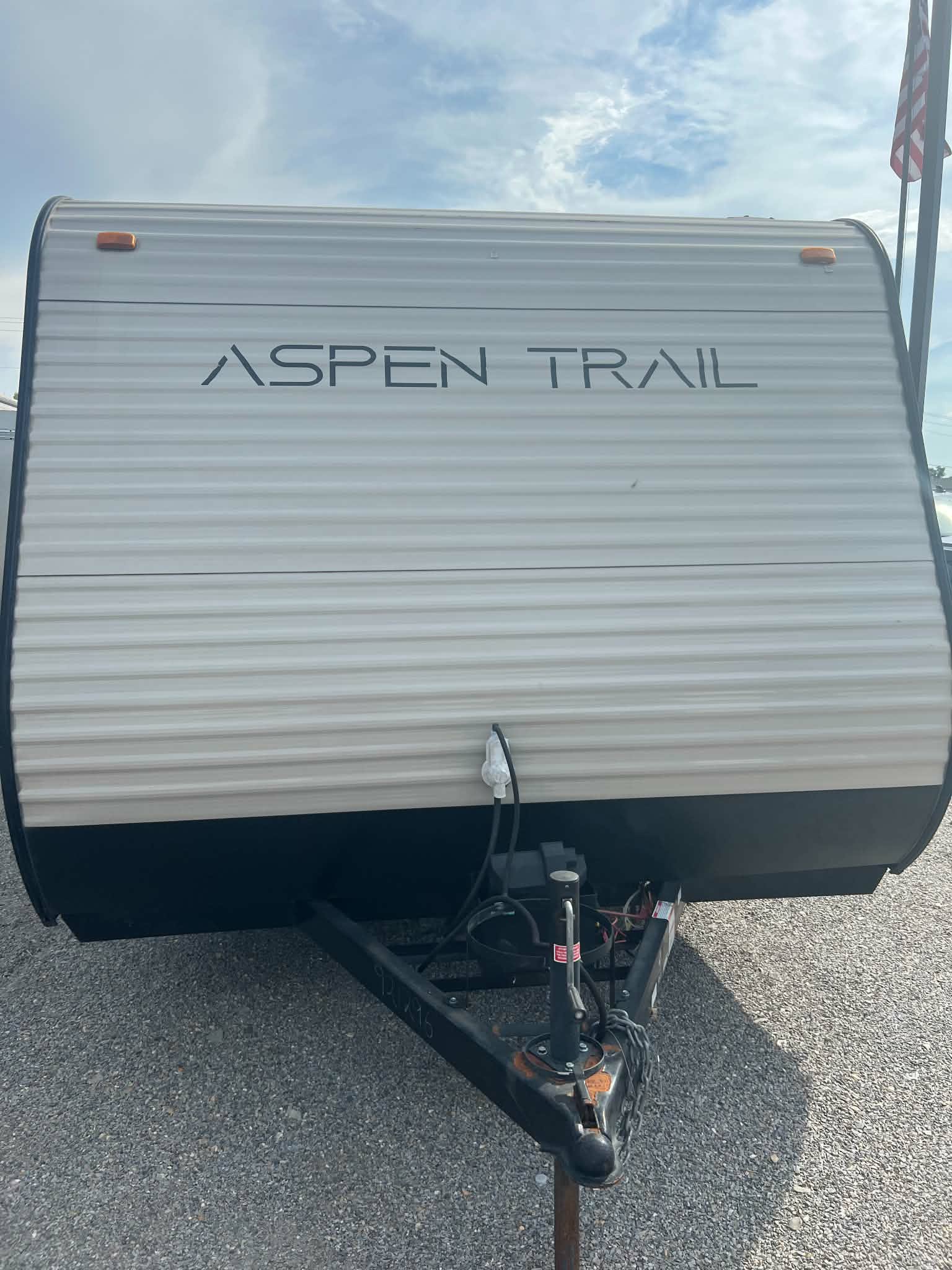 2022 Dutchmen Aspen Trail 17BH VIN 1296 - Image 2