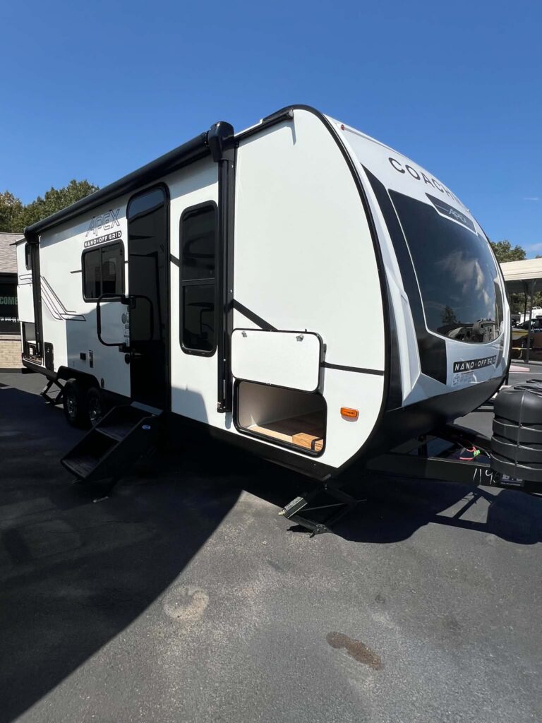 2027 Coachmen Apex  Model 208BHS VIN 1146