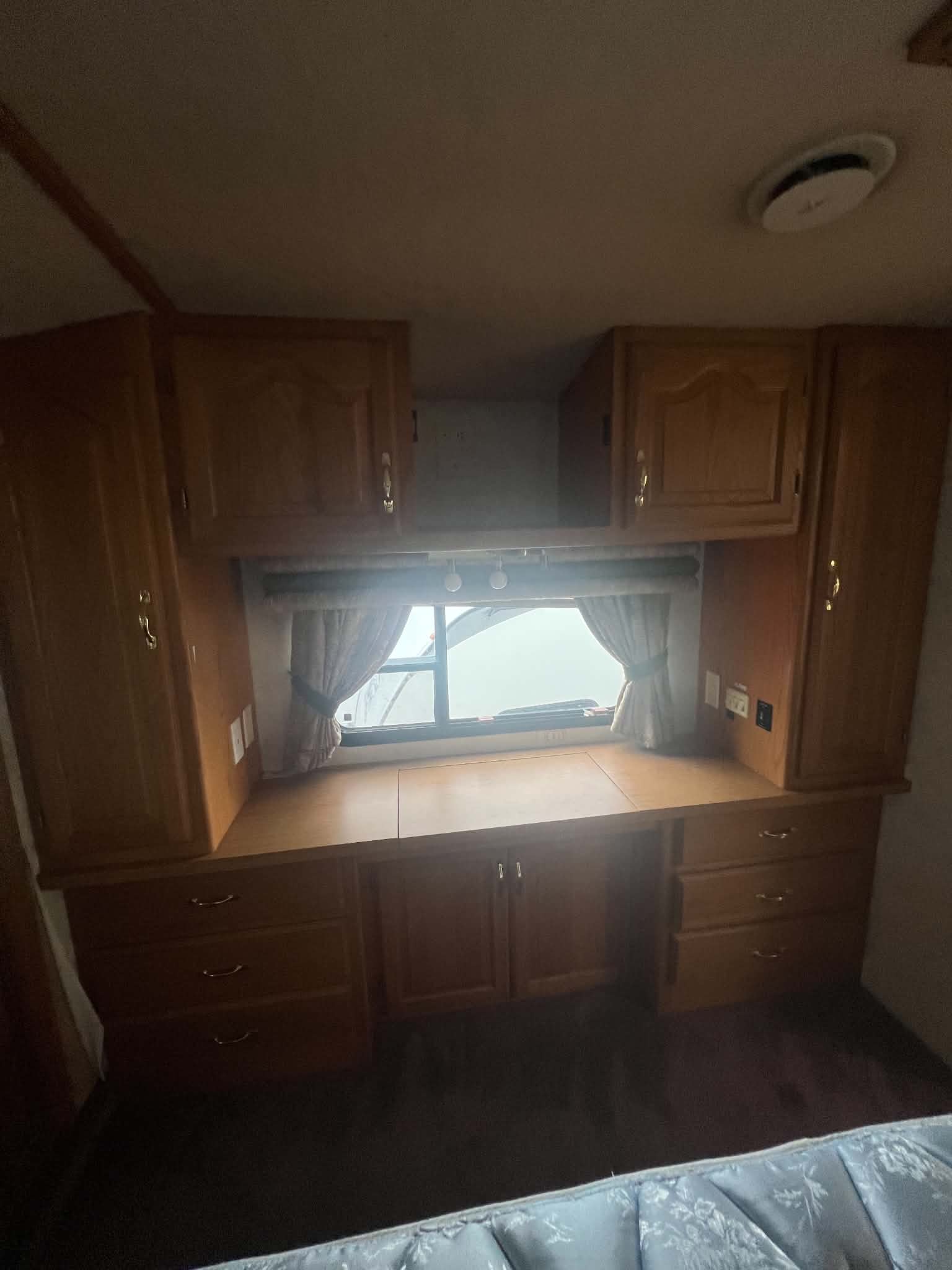 2000 CARRIAGE 5th WHEEL LC 364 - Image 14