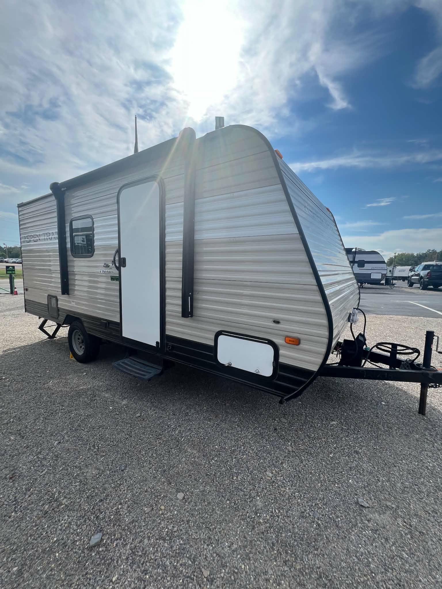 2022 Dutchmen Aspen Trail 17BH VIN 1296 - Image 3